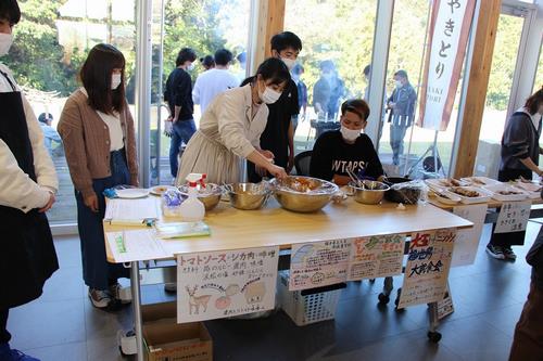 トマトソース試食会